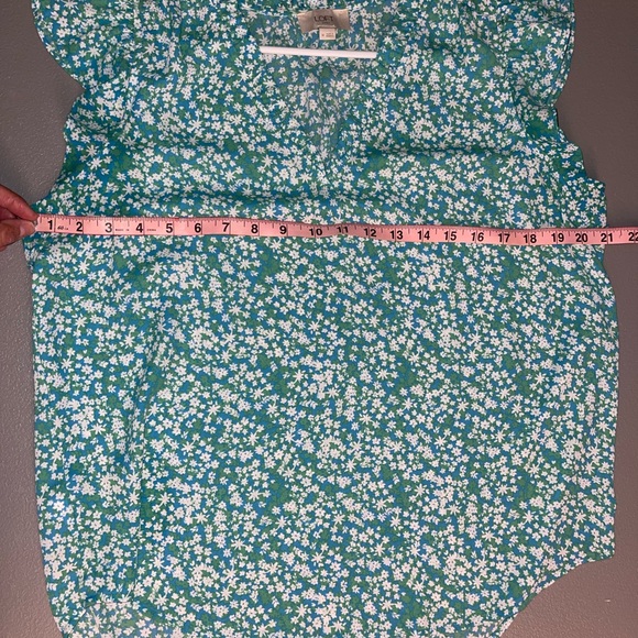Loft Outlet Size M office wear, puff sleeve, ruffled neck top in great condition - Picture 9 of 13
